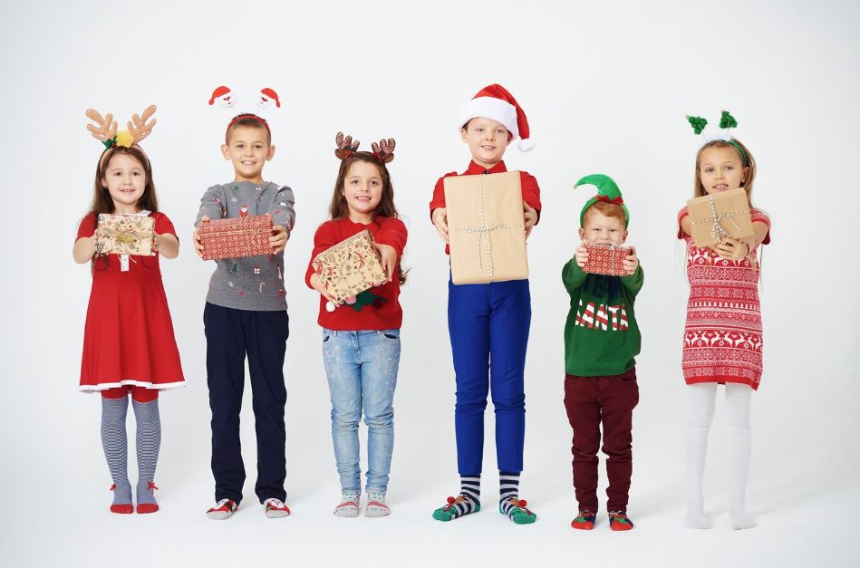 Sparkle and Style: Unveiling the Perfect Christmas Party Outfit Ideas