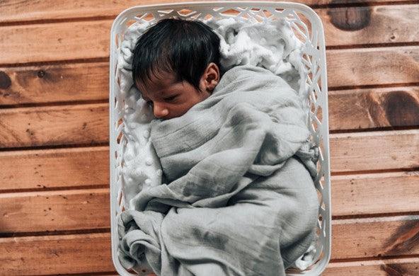 How Much To Spend On Baby Shower Gift?