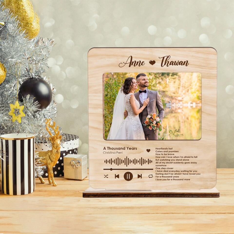 Favorite Song Lyrics And Photo Spotify Theme - Housewarming Gifts - Custom Wooden Plaque - Anniversary Gift For Couples