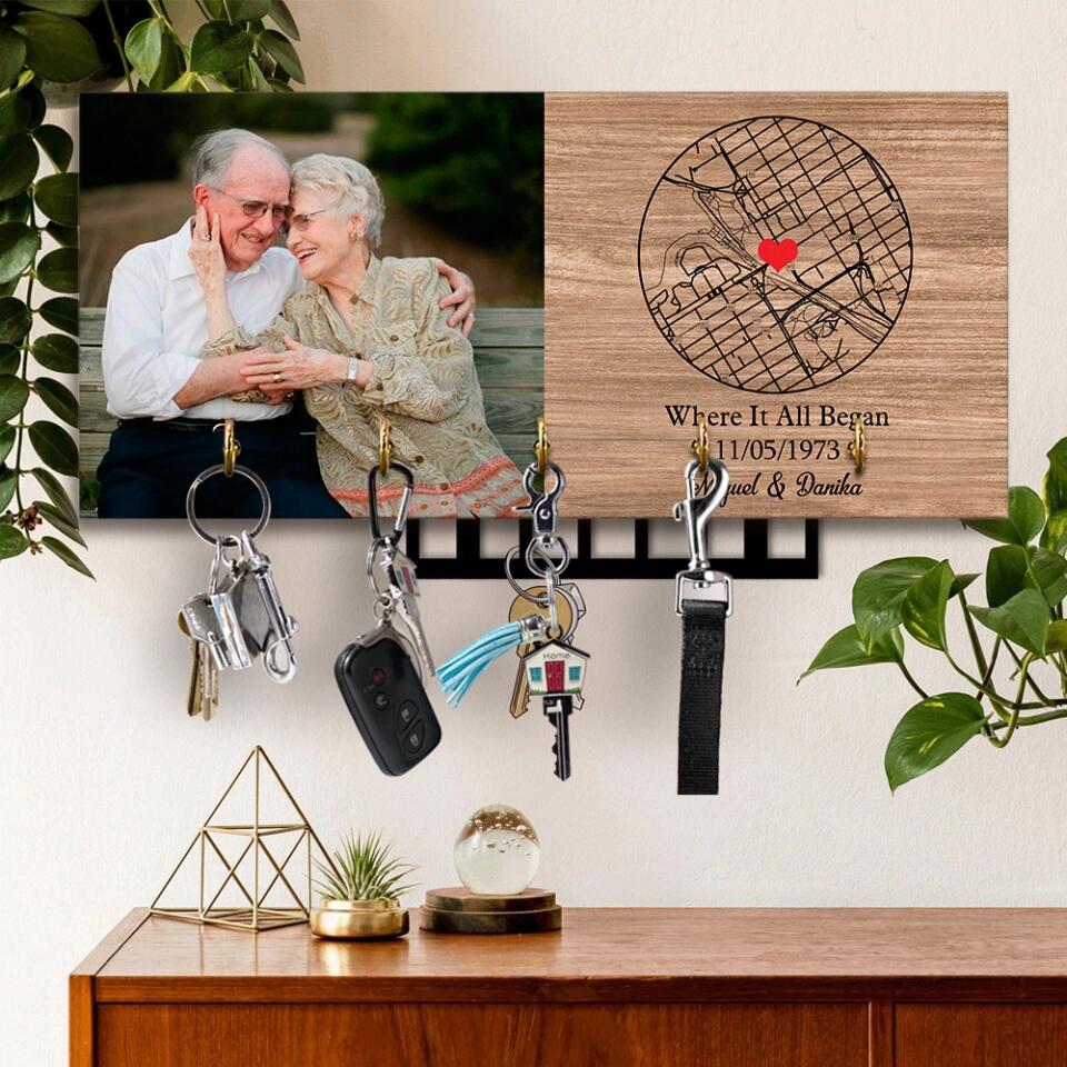 When It All Began - Custom Map - Personalized Key Holder - Wooden Hanger - Anniversary, Wedding Gift for Couples