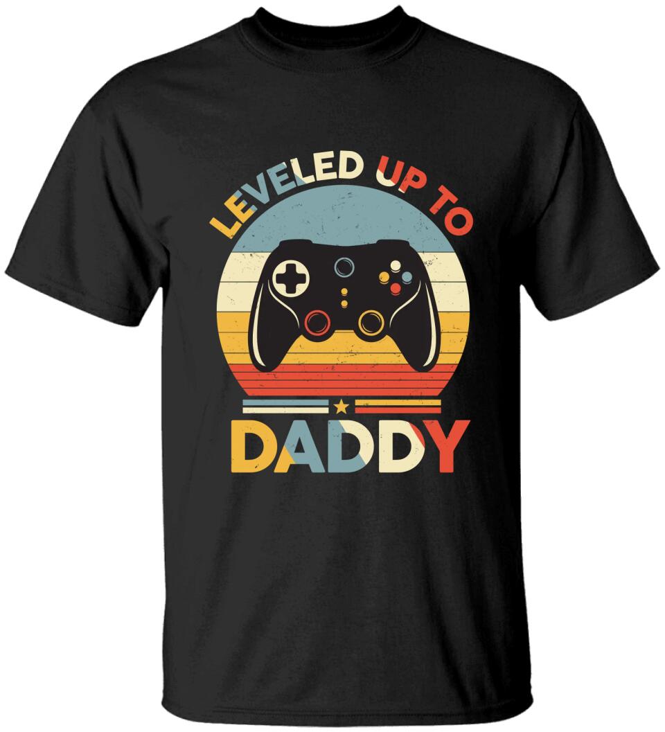 Leveled Up to Daddy - Player 2 Has Entered to the Game - Vintage Gaming Theme Shirts for Baby and Dad