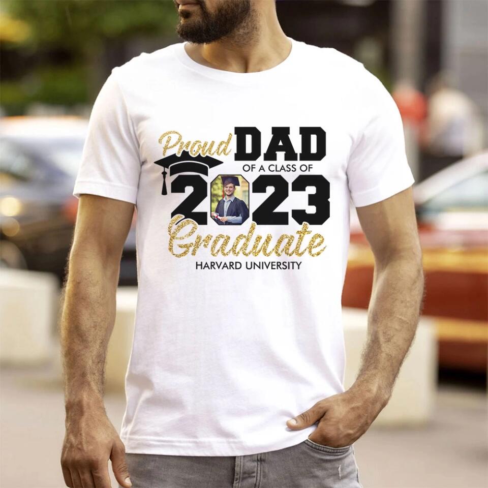 Proud Family Of 2025 Graduate - Personalized Shirt - Graduation Gift For Family 2025
