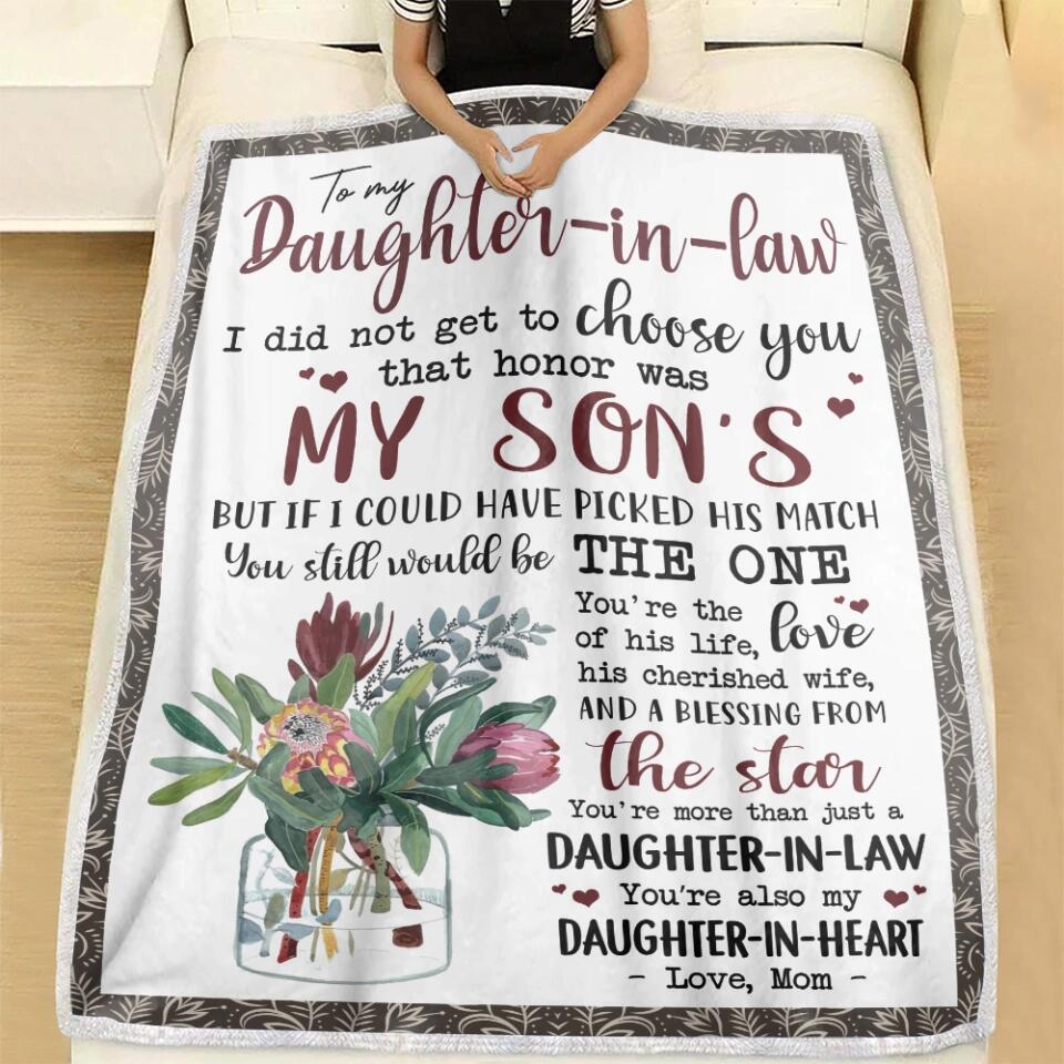 To My Daughter-In-Law - Personalized Name Blanket - Gift for Daughter in Law on Wedding Day, Birthday - Bedding Decor
