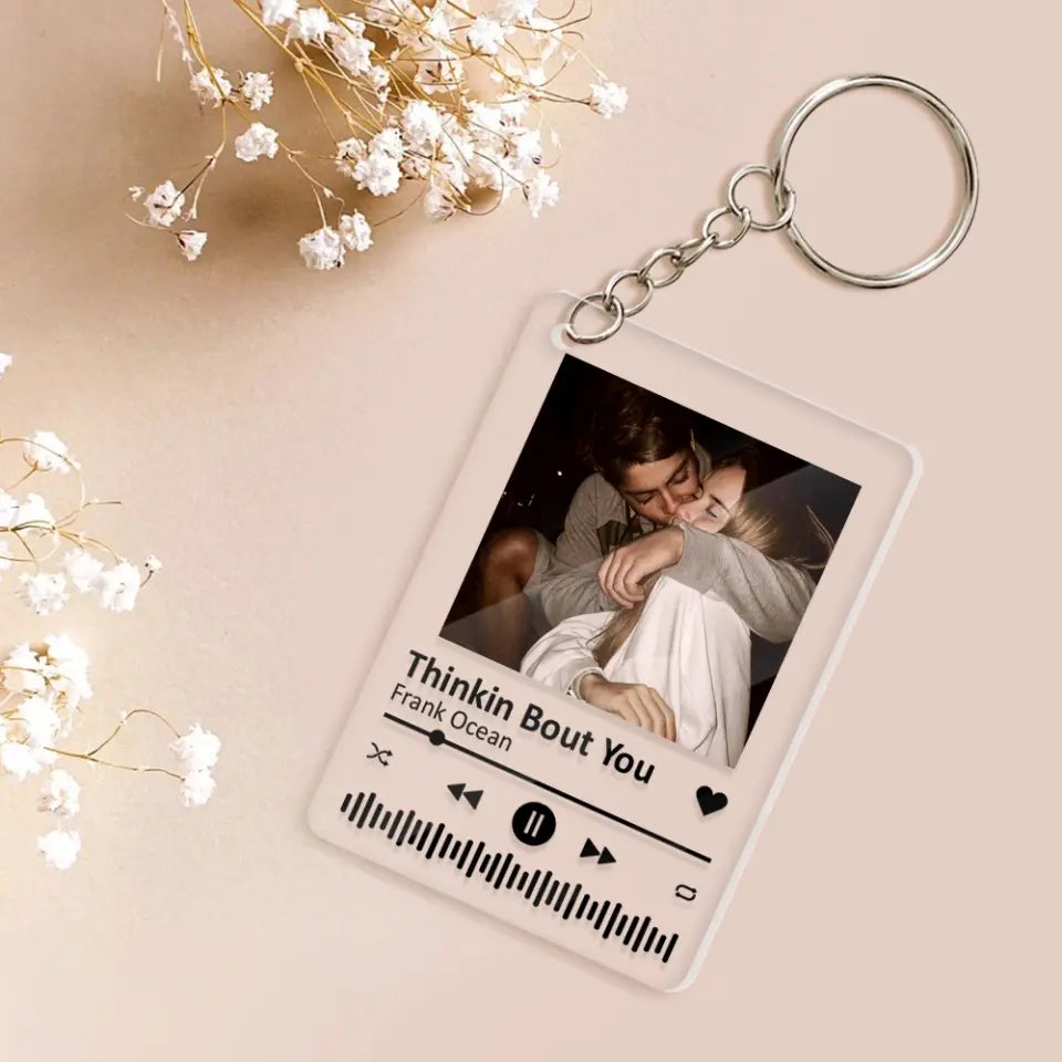 Personalized Valentine Gifts - Musical Memories in Hand - Personalized Favorite Song & Photo Keychain - Gift for Couples