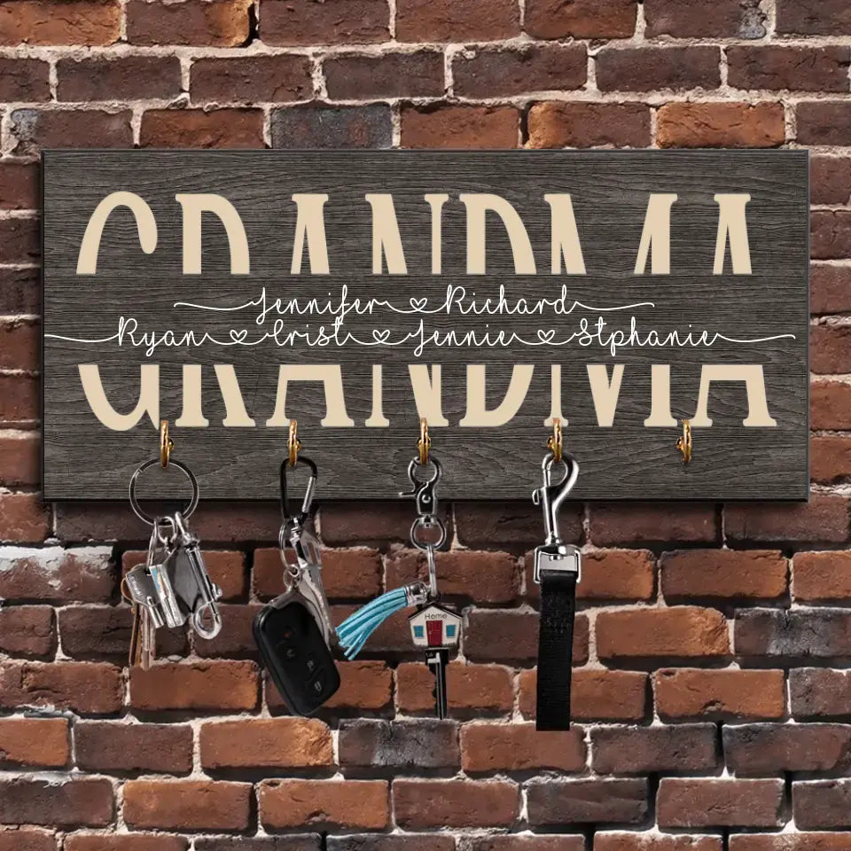 Grandma With Children Kids' Names - Personalized Wooden Key Holder - Gift For Grandma