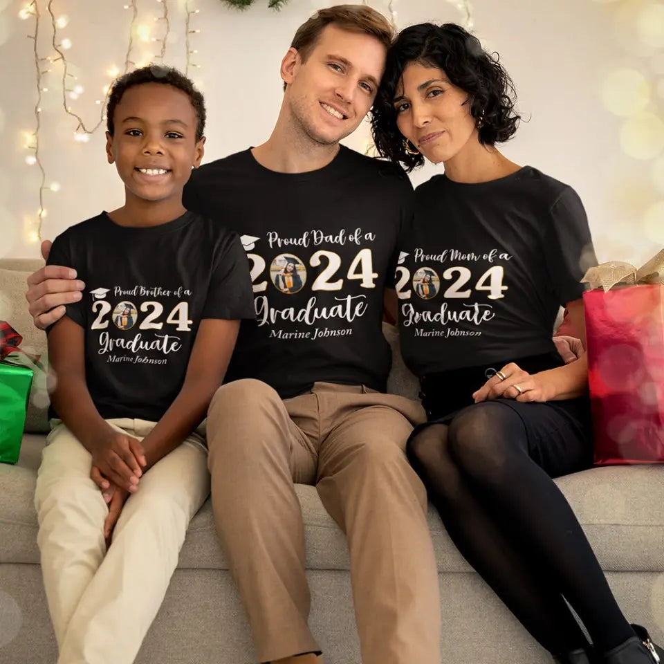 Proud Family Of 2025 Graduate G500 Front Side Tshirt