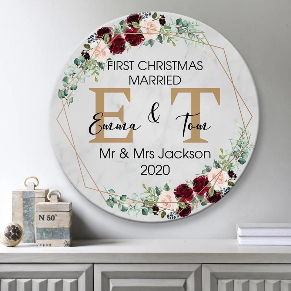 Couple Wooden Sign First Christmas Married - Custom Round Wooden Sign - Gift for Wedding Anniversary Christmas Decor