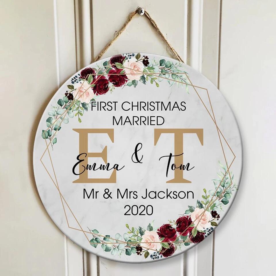 Couple Wooden Sign First Christmas Married - Custom Round Wooden Sign - Gift for Wedding Anniversary Christmas Decor