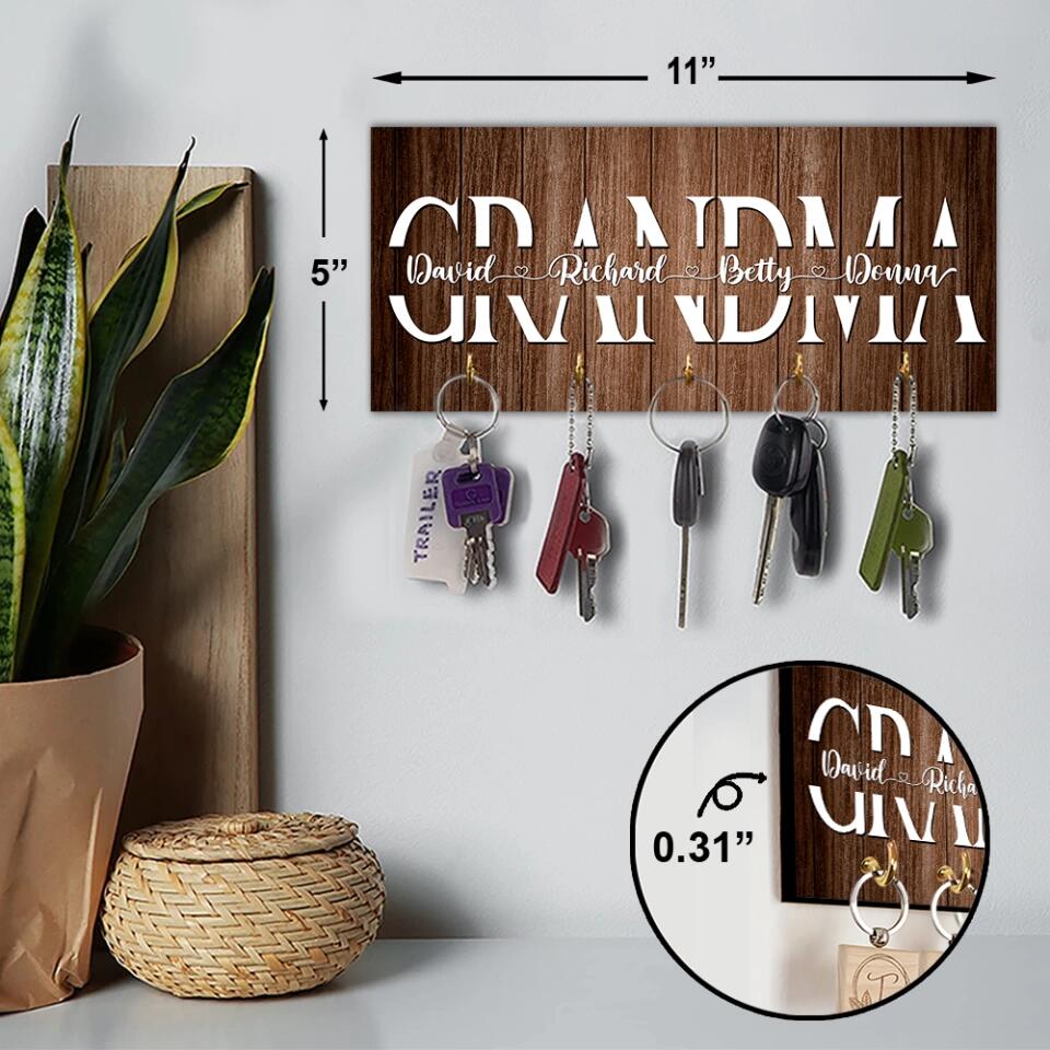 Family Member Names - Best Housewarming Presents - Custom Key Holder - Anniversary Gifts