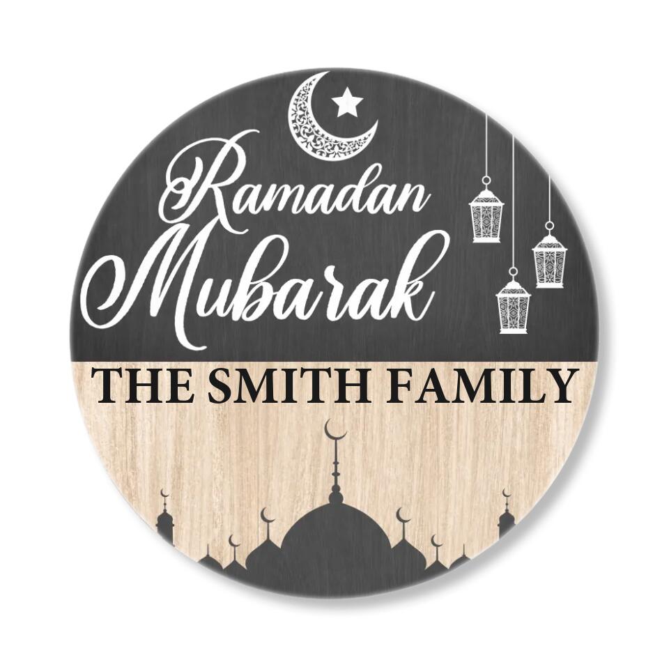 Ramadan Mubarak - Eid Gift for Family - Round Wooden Sign