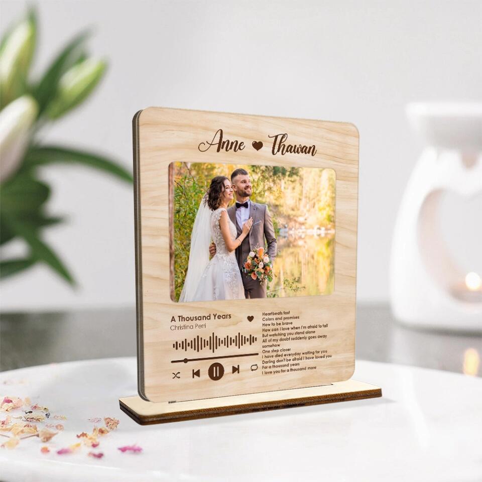 Favorite Song Lyrics And Photo Spotify Theme - Housewarming Gifts - Custom Wooden Plaque - Anniversary Gift For Couples