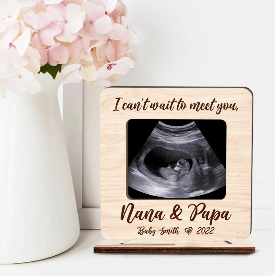 I Can't Wait To Meet You - Personalized Upload Photo Acrylic/Wooden Plaque - Best Gift For Pregnant Wife - Funny Gift For New Parents For Him/Her -  302IHPLNWP242