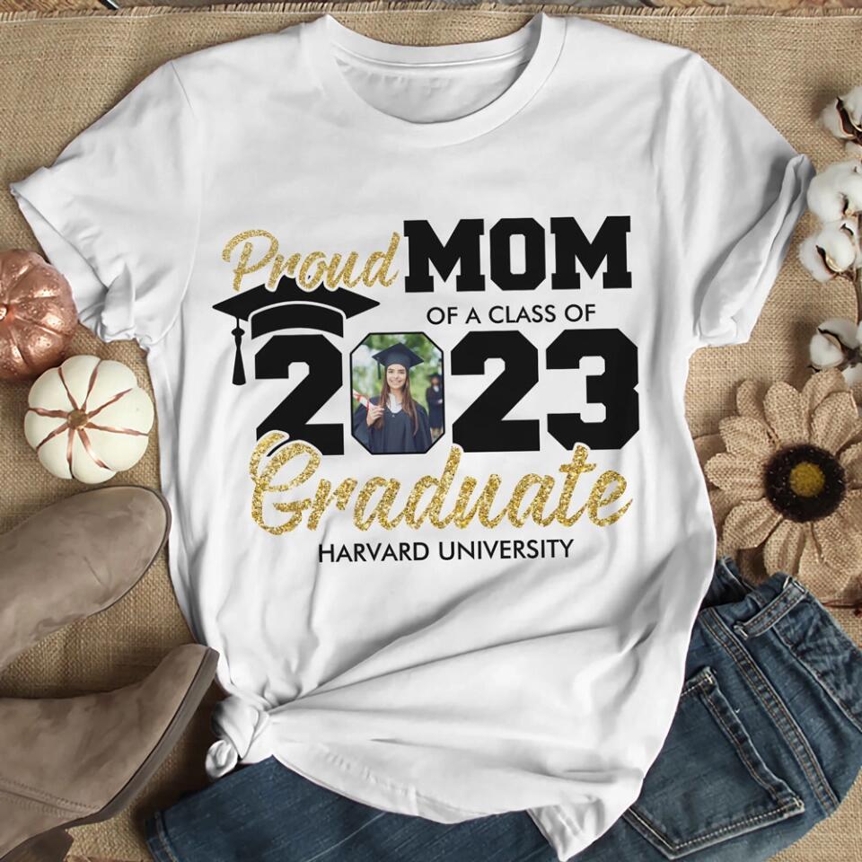 Proud Family Of 2025 Graduate - Personalized Shirt - Graduation Gift For Family 2025