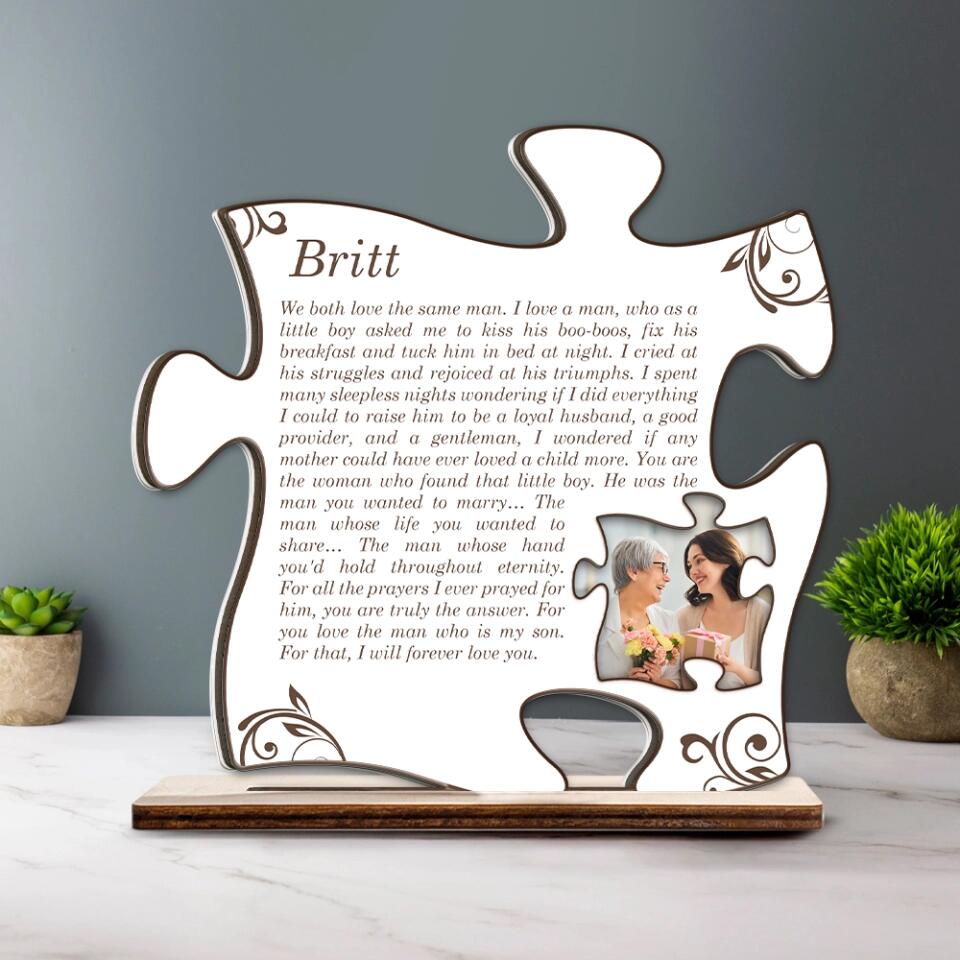 Message from Mother-in-Law to Daughter-in-Law - We Both Love the Same Man - Puzzle Shape Plaque - Custom Wooden Plaque - Wedding Decoration - Wedding Gift - Engagement Keepsake - 303ICNNPWP318