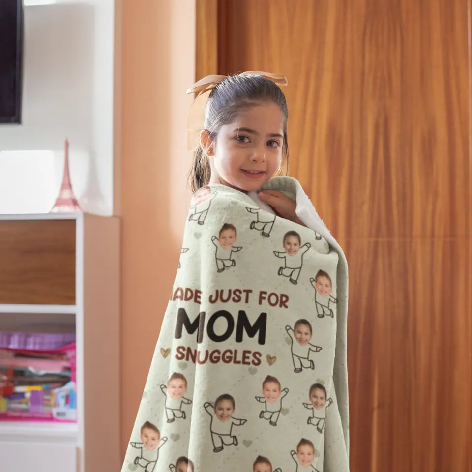Made Just For Mom Snuggles - Custom Face's Photo Blanket - Best Gift For Mom For Mother On Mother's Day On Anniversary - Gift For Her - Home Decor -  304IHPLNBL454