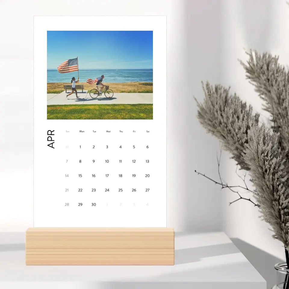 Capture The Year Personalized Photo 2025 New Year Calendar
