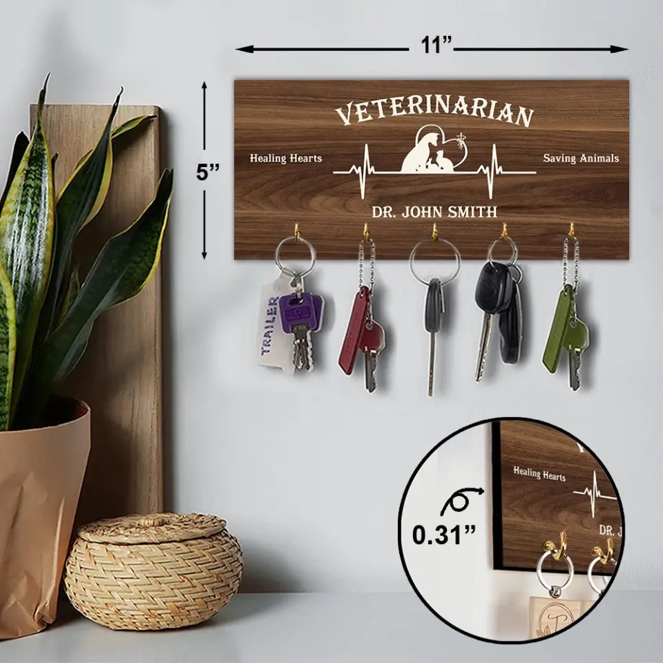 Veterinarian Healing Hearts Saving Animals - Wooden Key Holder