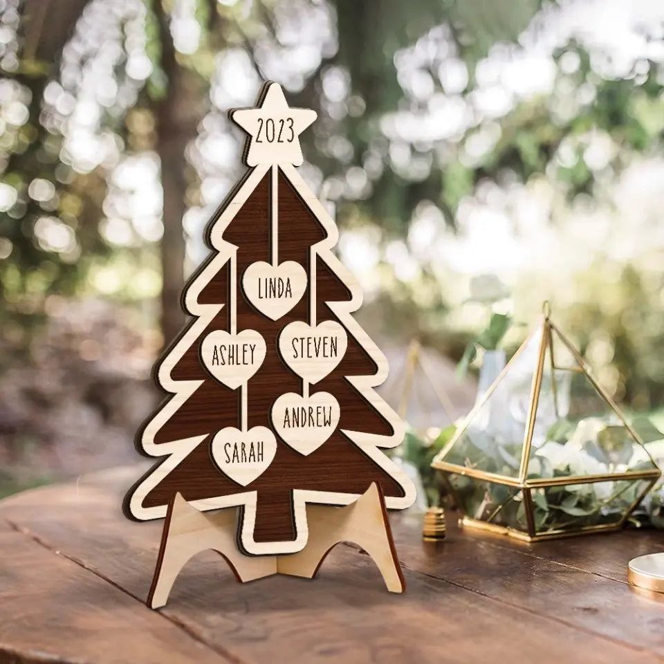 Christmas Tree With Family Member Names - Housewarming Gifts - Custom Wooden Art Piece - Christmas Gift