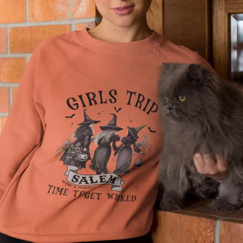 Girls Trip Salem Time To Get Wicked - Sweatshirt