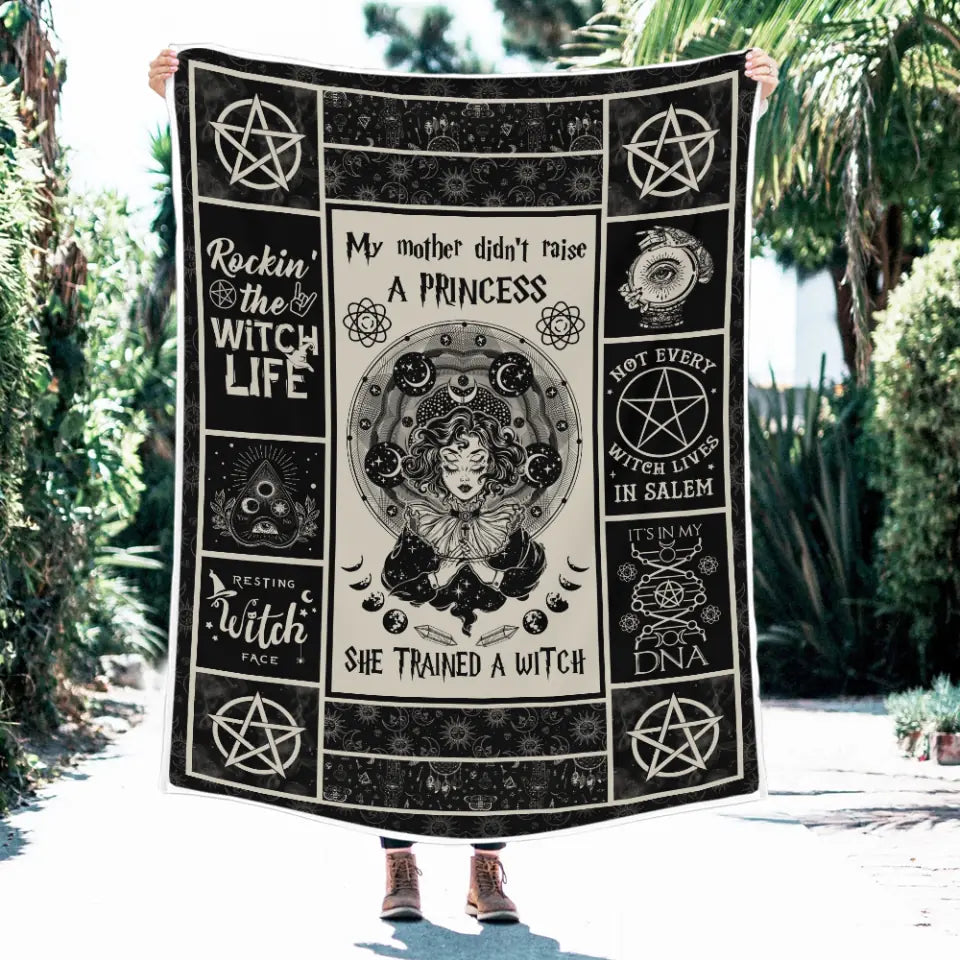 My Mother Didn&#39;t Raise A Princess - Fleece Blanket