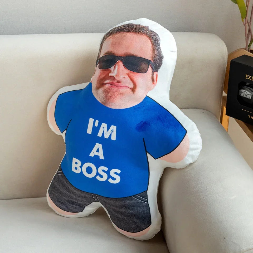 I-Am-A-Boss-Personalized-Photo-Custom-Shaped-Pillow_4_2622eca0-1eec-45ee-9a17-0a76e55e04ee