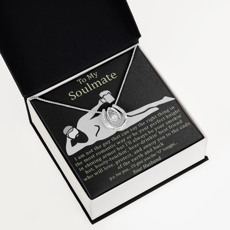 Personalized Valentine Gifts - I Am Not The Guy That Say The Right Thing In Romantic Way - Personalized Necklace