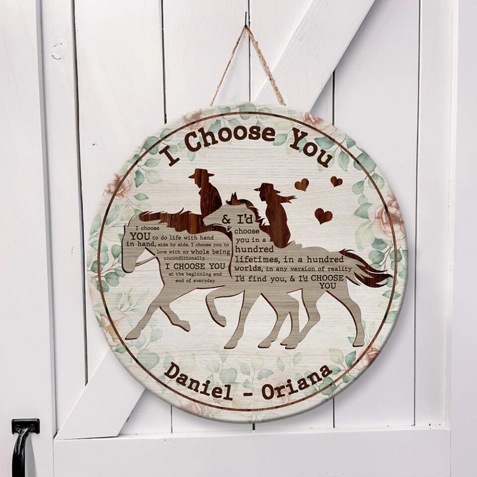 Couple Wooden Sign I Choose You To Do Life With Hand In Hand I'd Find You - Personalized Round Wooden Sign - Gift For Couples On Anniversary