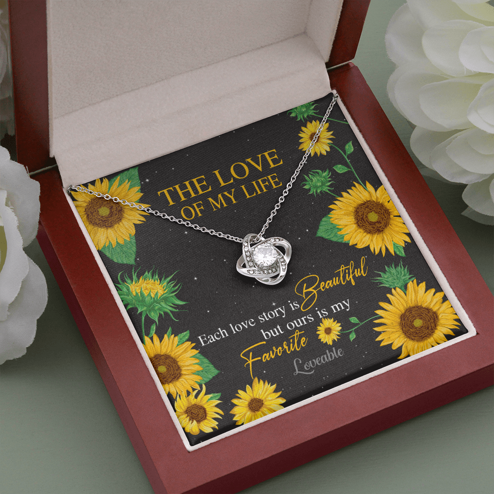 wife White Gold diamond necklace